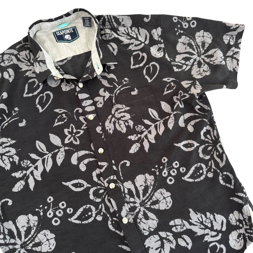 Seapointe XL Black Floral Hibiscus Tropical Short Sleeve Button Down Mens Shirt